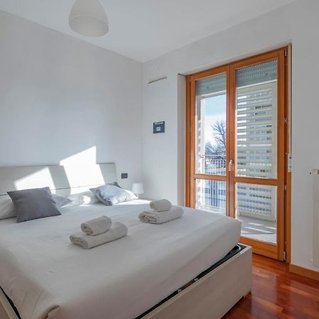 New Apartment With Terrace - Pampuri 7 Milano Exteriör bild