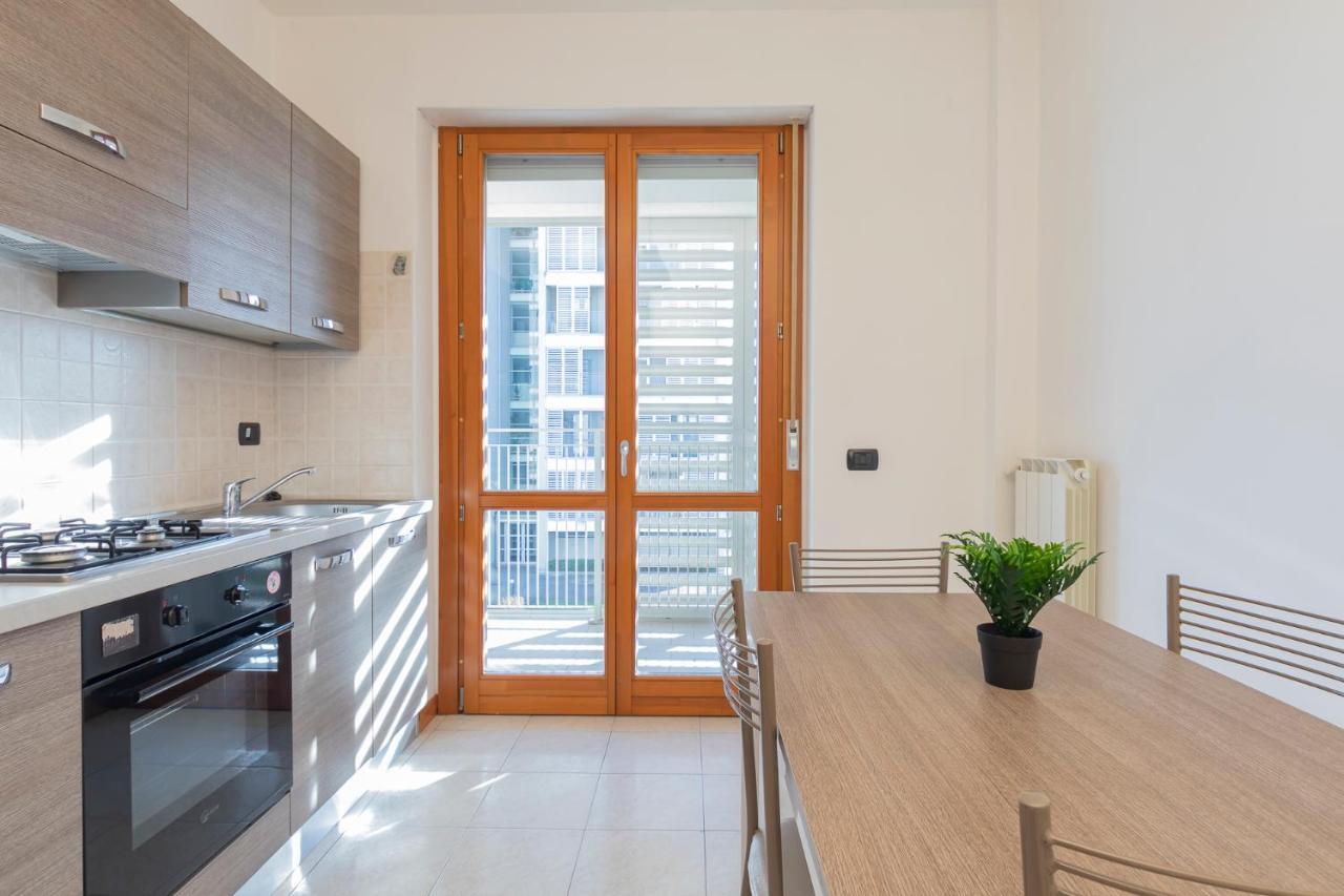 New Apartment With Terrace - Pampuri 7 Milano Exteriör bild